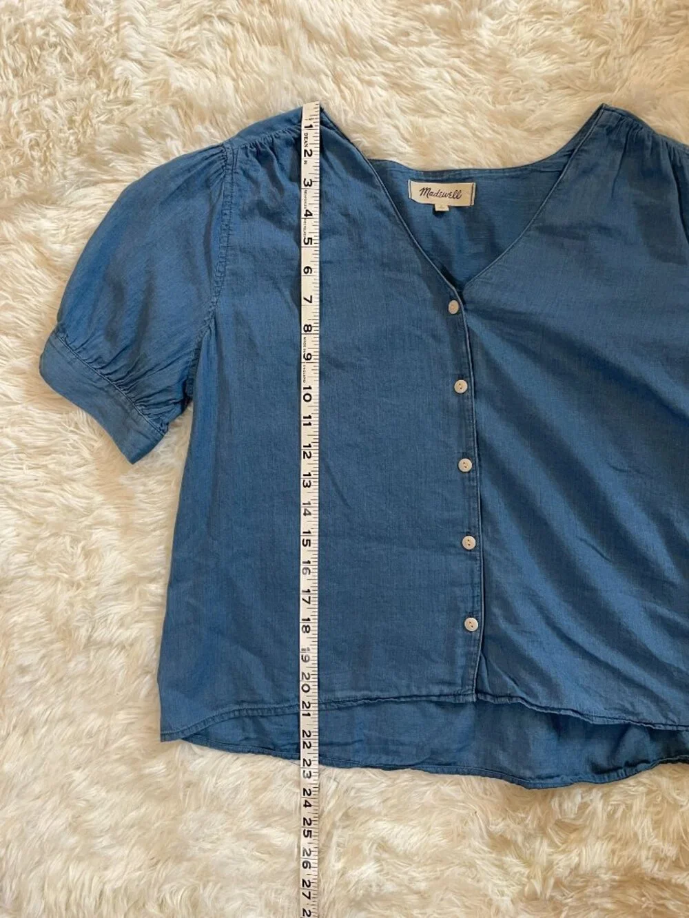 Madewell Chambray V-neck Button-down Short Sleeve Blouse Size  M